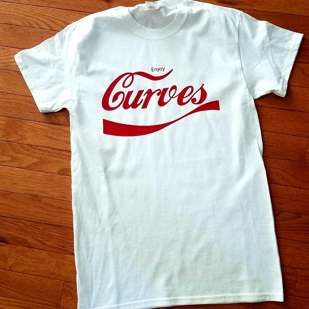 "ENJOY CURVES" TEE